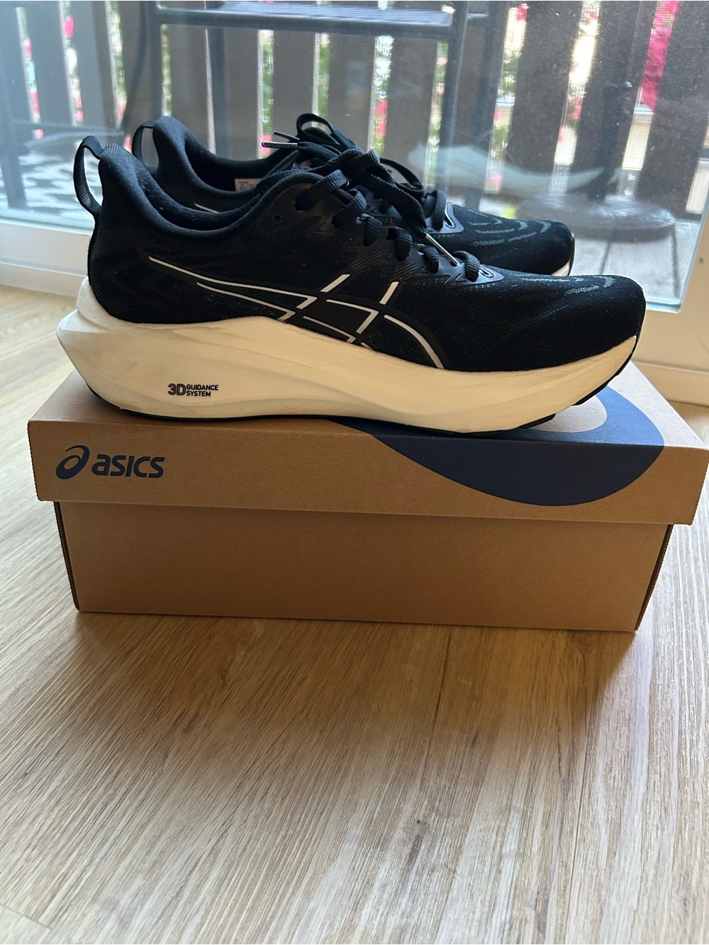 Women’s Black Athletic Running Shoes with White Midsole